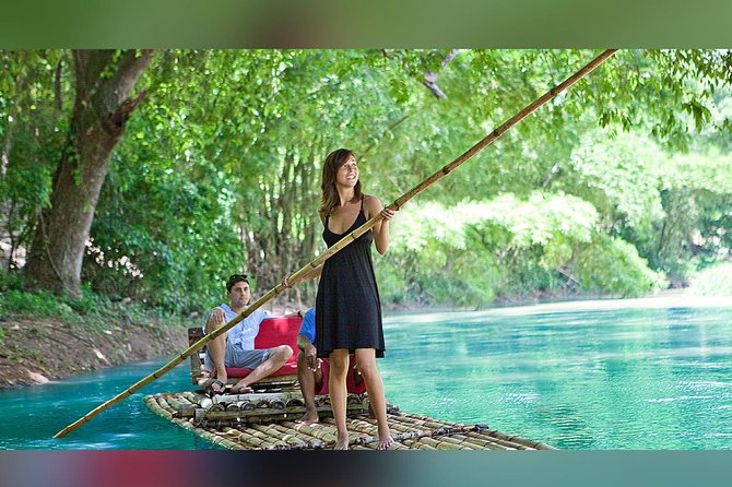 Martha Brae Bamboo Rafting Tranquil Peace Of Mind - What the Martha Brae River ride is like