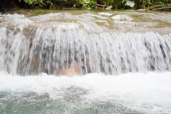 Mayfield Falls, Blue Hole & Rick's Café Tours/Weed Farm option - Guides, group size, and the pace of the day
