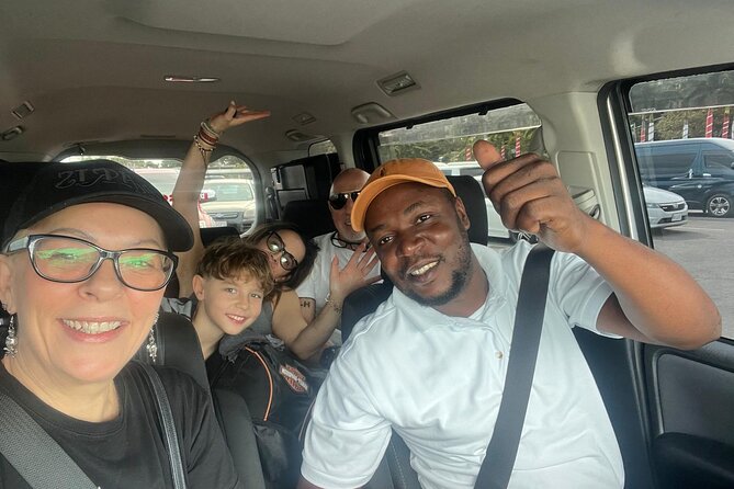 MBJ Private Airport transfer to or from Negril - What the first airport meeting is like