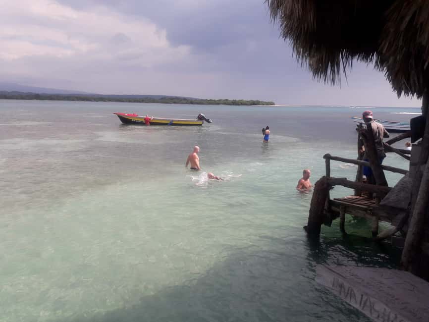Montego Bay: 8-Hour Appleton & Pelican Bar Return Transfer - What the $155 price really buys
