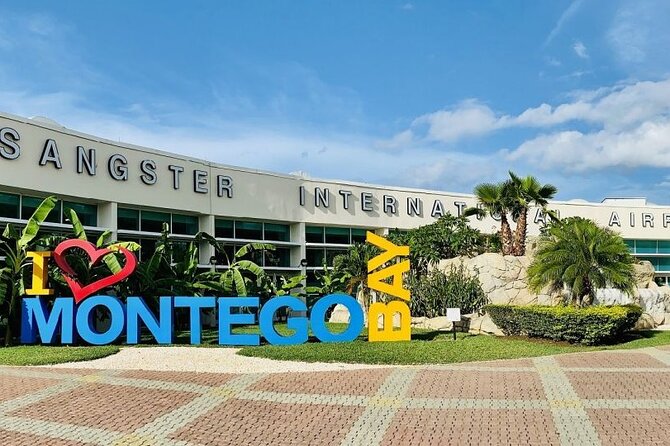 Montego Bay Airport Ja (MBJ) to Hotels in Montego Bay or Falmouth - Montego Bay hotels, a short transfer with useful comfort