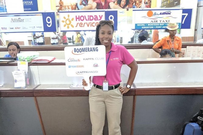 Montego Bay Airport (MBJ) Transfer One-Way or Round-Trip to Hotel - What the ride to Ocho Rios or Negril is like