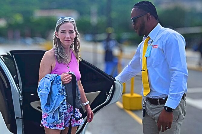 Montego Bay Airport (MBJ) Transfer One-Way or Round-Trip to Hotel - Why a shared shuttle can be good value