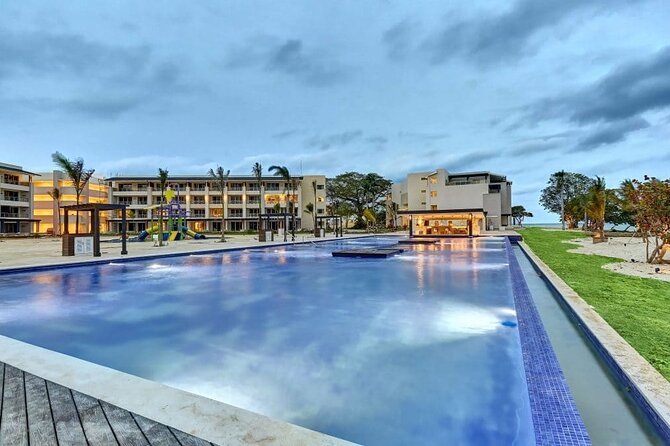 Montego Bay Airport Private Taxi to Royalton Negril - Is $34 a fair price?