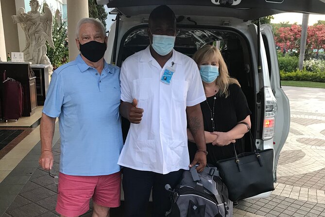 Montego Bay Airport Taxi to Grand Palladium & Spa - What the private vehicle means for your arrival