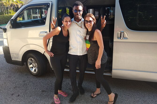 Montego Bay Airport Transfer to and from Hotels in Montego Bay. - What the private ride feels like