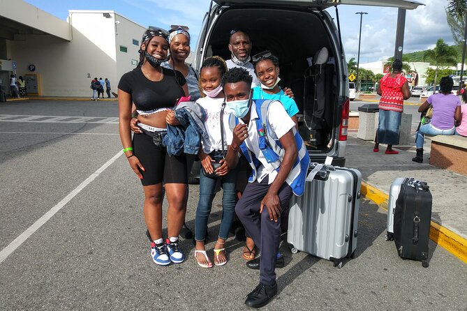 Montego Bay Airport Transfer to and from Hotels in Montego Bay. - The return trip from your hotel lobby