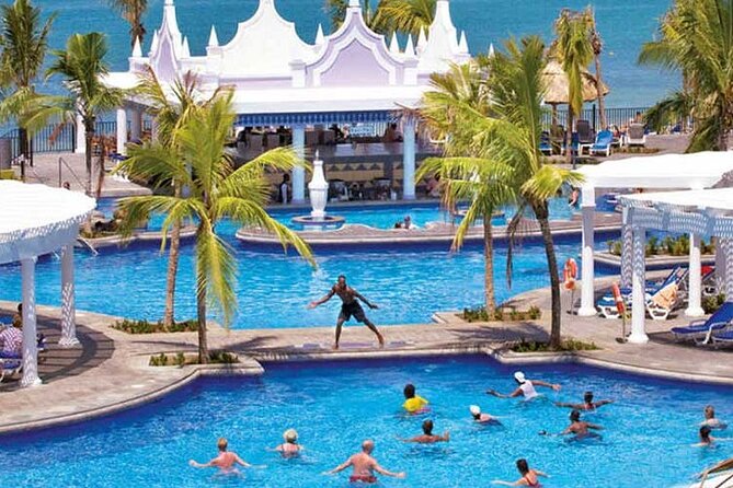Montego Bay Airport Transfer to Hotels in Montego Bay or Falmouth - The longer run toward Falmouth