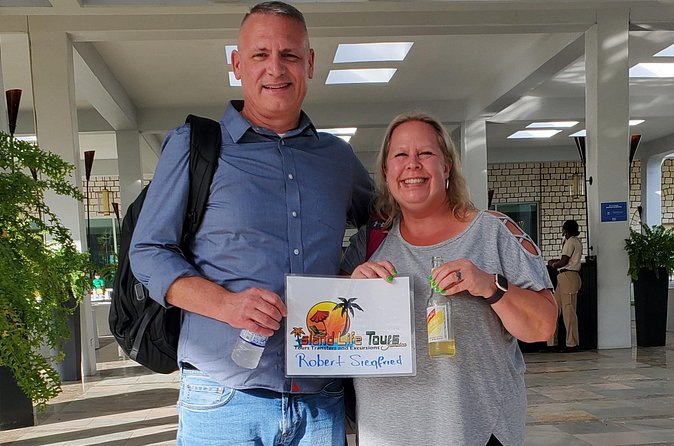 Montego Bay Airport Transfer to Hotels in Ochi Rios - The drivers and the human side of the service