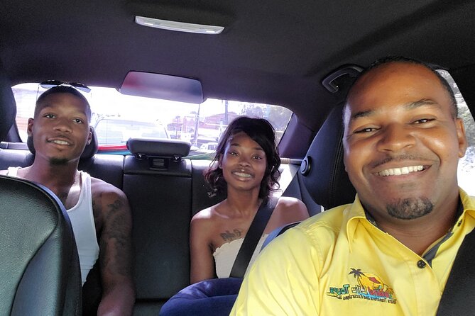 Montego Bay Airport Transfer to Hotels in Ochi Rios - Who should book this Ocho Rios transfer