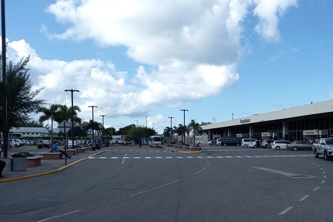 Montego Bay Airport Transfer to Ocho Rios and Runnaway Bay Hotels(Private) - Who will get the most from this transfer