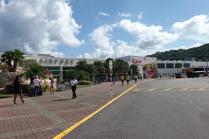 Montego Bay Airport Transfer to Ocho Rios and Runnaway Bay Hotels(Private) - Booking details that can save you trouble