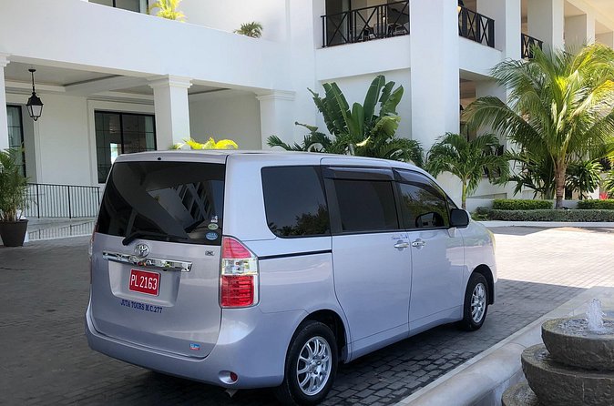 Montego Bay Airport Transfers ( Round Trip-Montego Bay Hotels) - The optional stops, and when to accept them