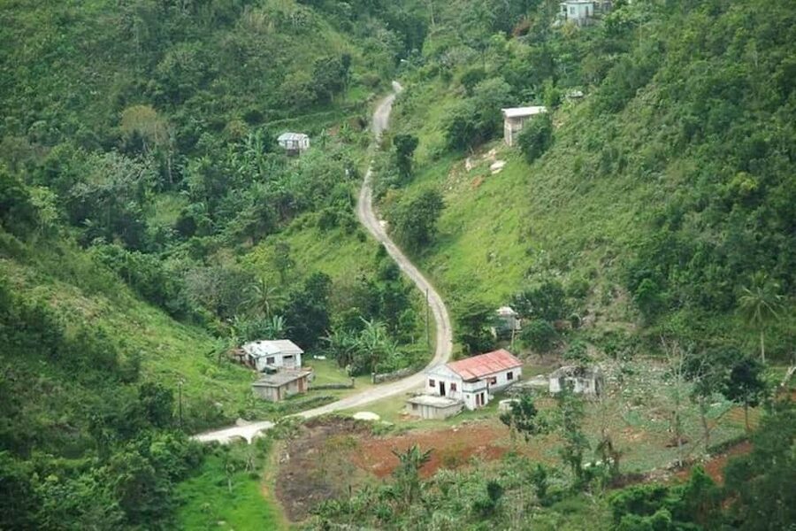 Montego Bay: Bob Marley's Nine Mile Admission & Guided Tour - Should you book the Nine Mile tour?