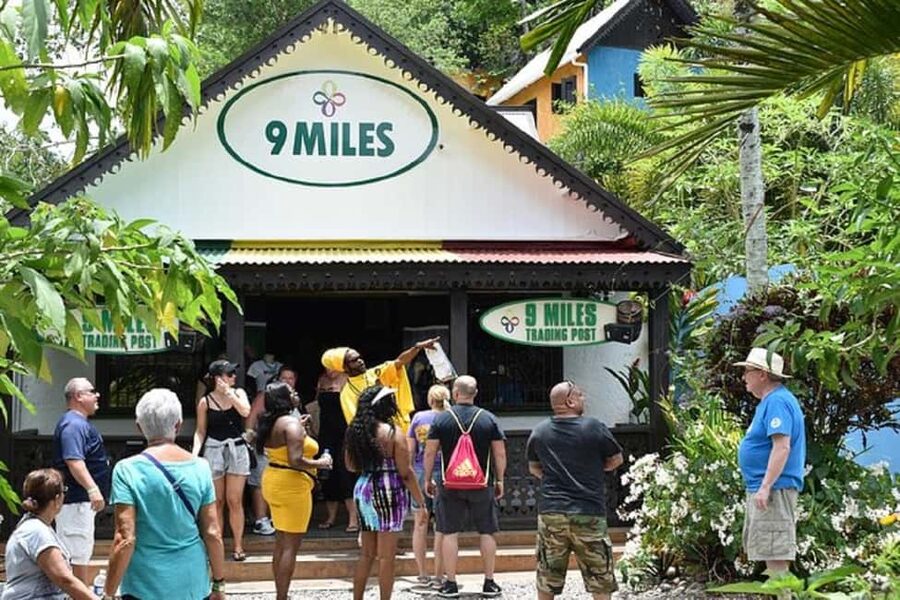 Montego Bay: Bob Marley Tour to 9 Mile, St. Ann - Mount Zion Rock and Marley’s meditation place