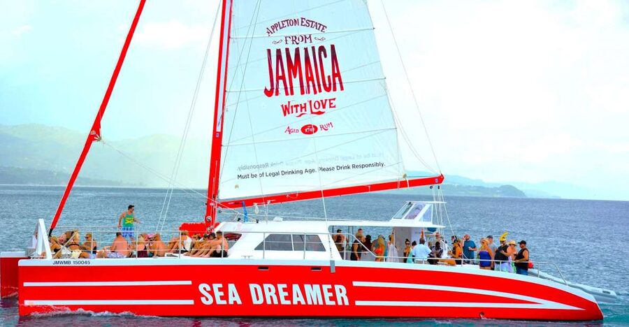 Montego Bay Catamaran Cruise and Snorkeling Tour - Snorkeling from the front steps