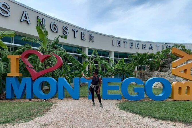 Montego Bay Hotels Private Airport Transfer - What the airport meeting point is really like