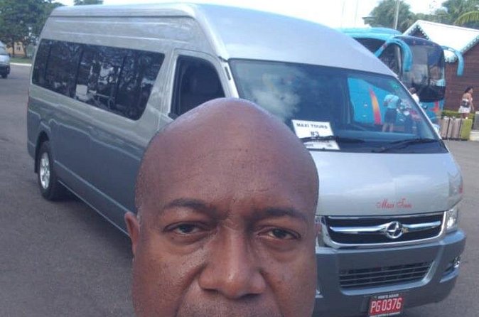 Montego Bay Hotels Private Airport Transfer to Sangster International (MBJ) - The important warning about timing and location
