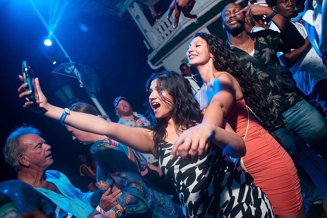 Montego Bay Night Out Lounge2727 Private and Customize Transfer - Who will enjoy this Montego Bay night