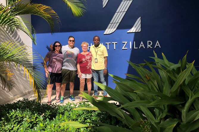 Montego Bay Private Airport Transfer To and from ochi rios - Drinks and a Friendly Welcome