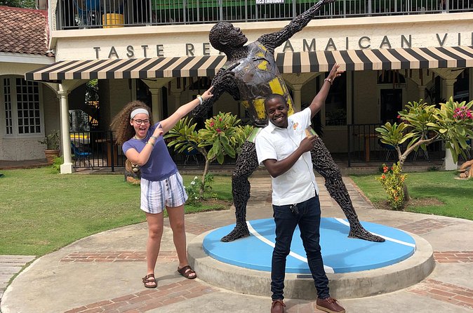 Montego Bay Private Airport Transfer To and from ochi rios - Round-Trip Planning for Ocho Rios Hotels
