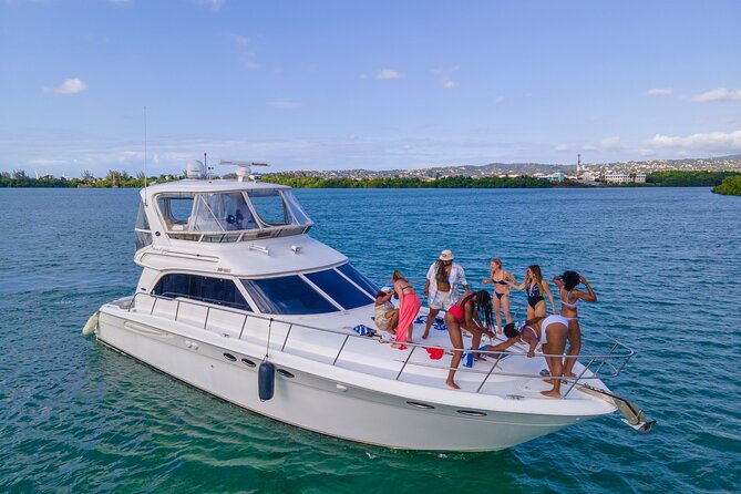 Montego Bay Private Yacht Tour with Open Bar and Lunch - Lunch near the Montego Bay Hip Strip