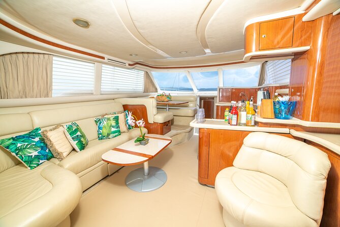Montego Bay Private Yacht Tour with Open Bar and Lunch - Finishing near the Fish and Bird Sanctuary