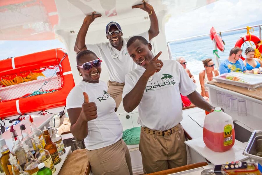 Montego Bay: Reggae Catamaran 18+ Cruise with Open Bar - The music-heavy ride back