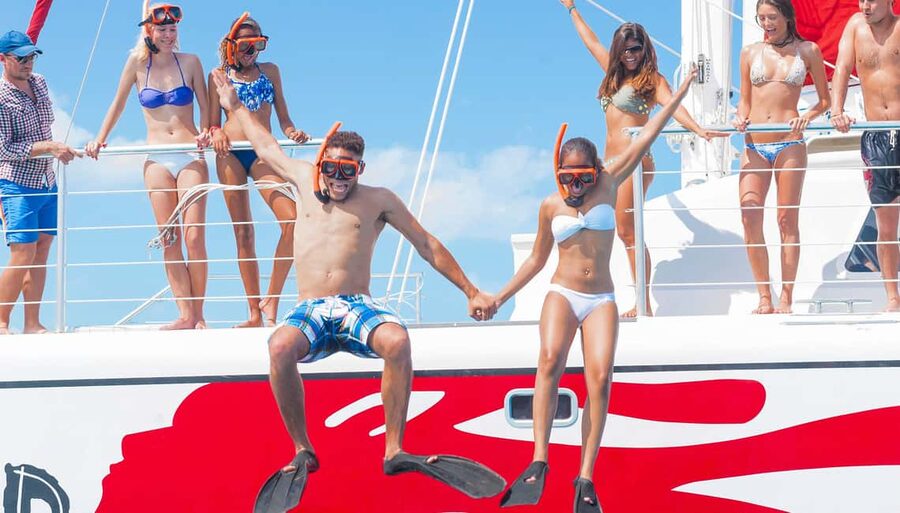 Montego Bay: Reggae Family Catamaran Cruise with Snorkeling - Snorkeling in the Marine Park