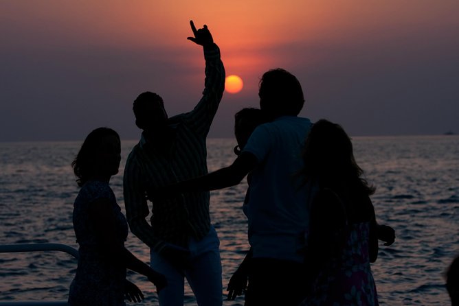 Montego Bay Reggae Sunset Catamaran Cruise - The open bar and food: good value, with limits