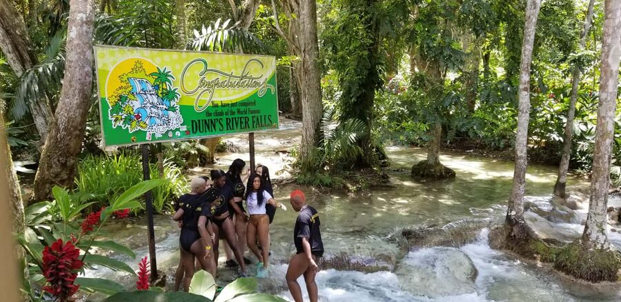 Montego Bay: River Rafting and Dunn's River Falls Day Trip - What the bamboo rafting adds to the day