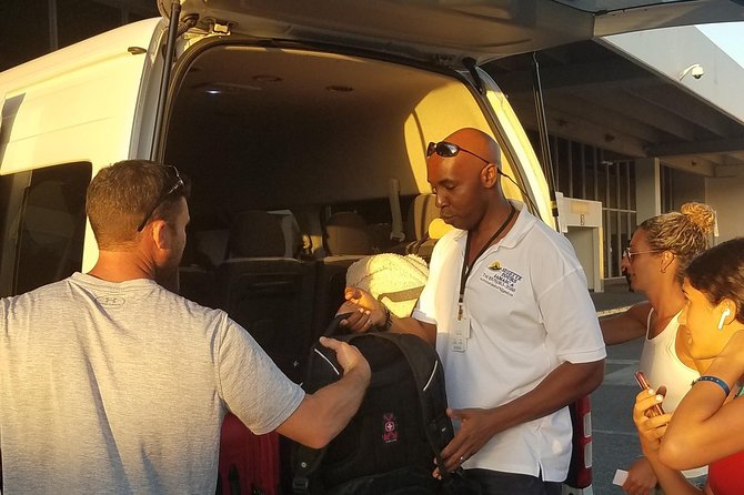 Montego Bay Round Trip Airport Transfers - How much value do you get for $80?