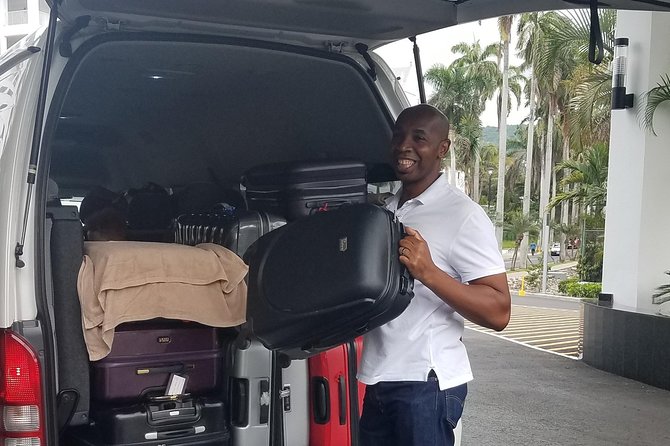 Montego Bay Round Trip Airport Transfers - Who should choose private transportation?