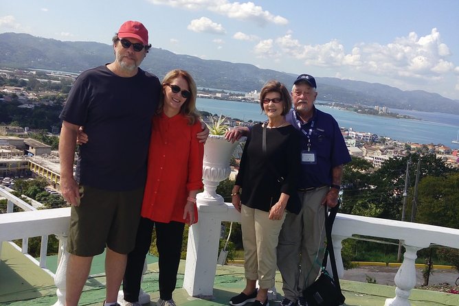 Montego Bay Scenic Tour - The Hip Strip for shopping and a change of pace