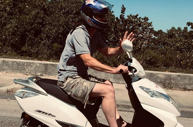 Montego Bay Scooter Rentals - Extending the ride toward Negril or Ocho Rios