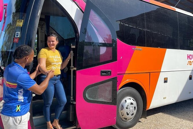 MontegoBay Airport to Ocho Rios: One way/Round Trip cheap Shuttle - Timing, traffic, and the shared-ride trade-off