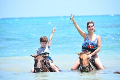 Negril 45-minute Guided Horseback Ride and Swim