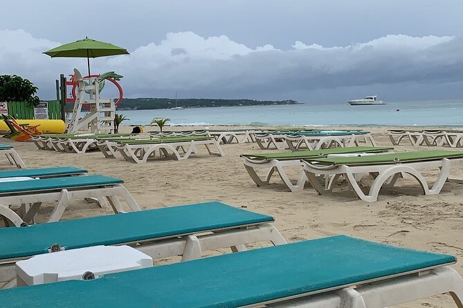 Negril 7 mile Beach, Party Catamaran Cruise , Snorkeling and Ricks Cafe Combo - Should you book the Seven Mile Beach and Rick’s Cafe combo?