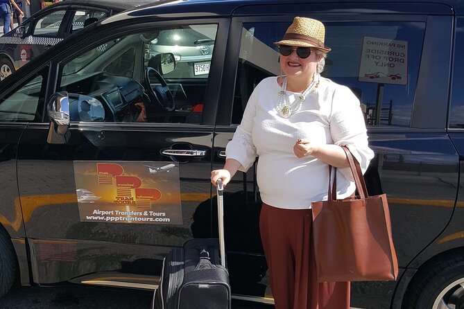Negril Airport Transfer - A private car or minivan for your party