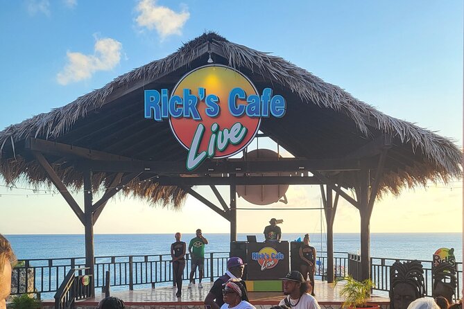 Negril Beach Break and Ricks Cafe - Montego Bay Cruise Port - The seven-mile beach stop