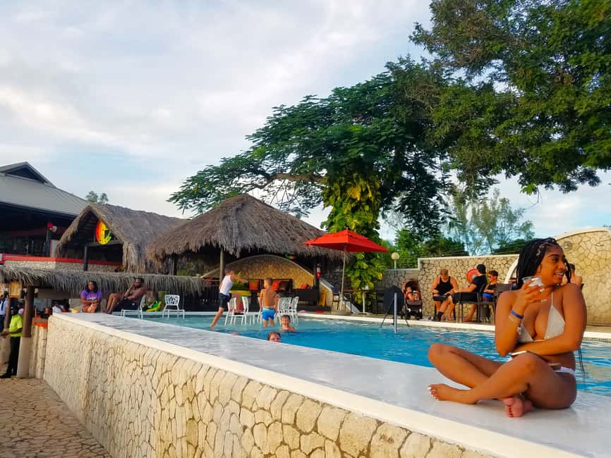 Negril Beach Experience & Rick's Cafe from Montego Bay - Jamaican food and a relaxed lunch stop