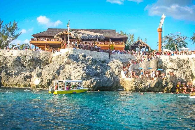 Negril Beach, Ricks Cafe and Margaritaville from Montego Bay - The road from Montego Bay to Negril