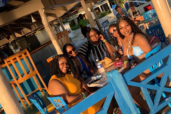 Negril Experience 1- 4 Persons - A guide who adds more than driving