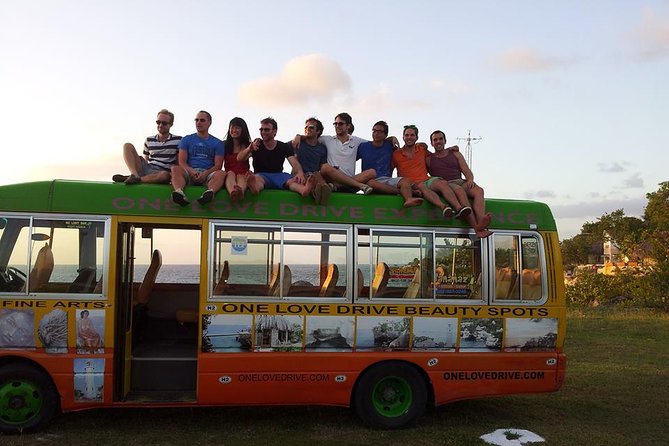 Negril One Love Bus Bar Crawl - Quick take: what matters most