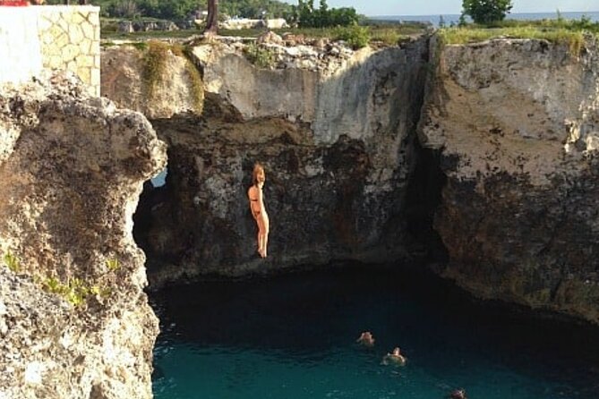 Negril Seven Mile beach and Rick’s Cafe from Montego Bay - Weather, timing, and cancellation