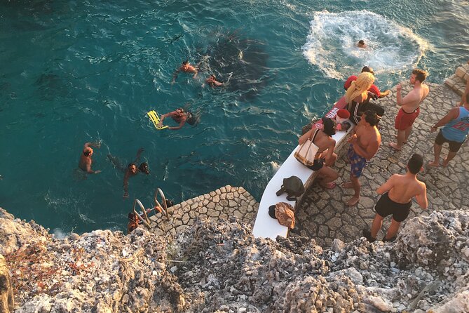 Negril Seven Miles Beach, Snorkeling, Boat Ride, Ricks Cafe Combo - Who will enjoy this Negril day most