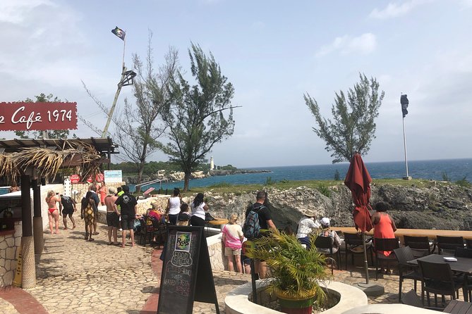 Negril Shopping And Rick's Café - How the four to five hours usually work