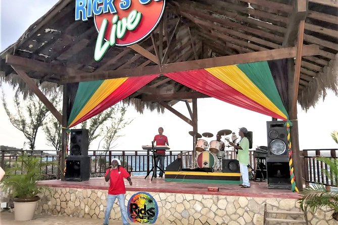 Negril Sunset Trip to Rick's Cafe from Montego Bay and Grand Palladium - The possible Margaritaville stop