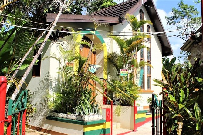 Nine Mile and Dunn's River Falls Day Trip from Montego Bay & Grand Palladium - Great houses, coastal towns, and what you may see from the road