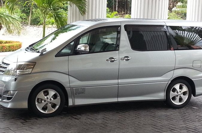 Ocean Coral Spring or Ocean Eden Bay Private Airport Transfer - What the $46 price really buys